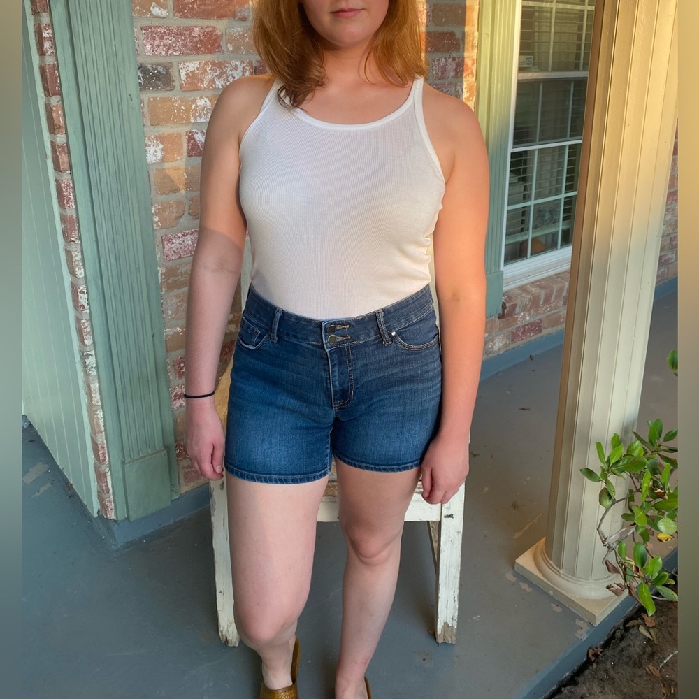 Ribbed White Tank - Comfy & Cute for everyday wear!